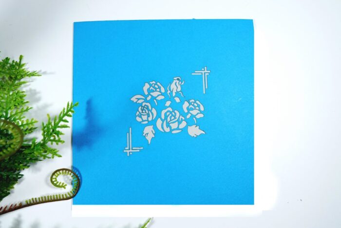 light-blue-rose-vase-pop-up-card-01